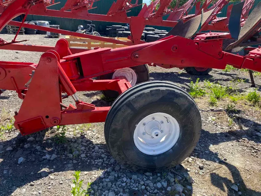 Плуг 8 корпусний оборотний причіпний Vogel & Noot Дніпро - фото 8