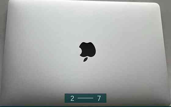 Ноутбук Apple MacBook Pro 13" (2017) 8/128Gb. Київ
