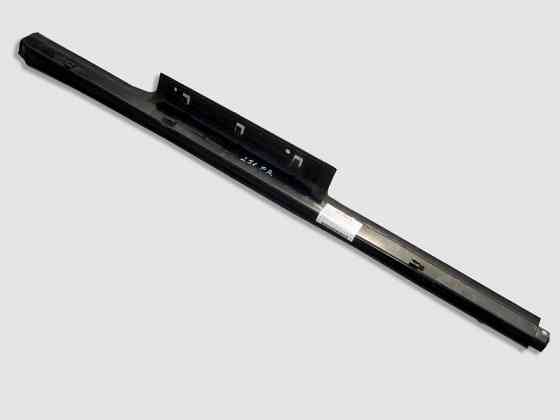 Mercedes-Benz  A2516800035 9051 Накладка чорна переднього правого дверного отвору з хромом R-Class W251 Одесса