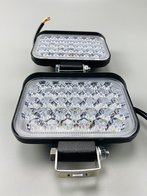 Фара LED прямокутна 99W ближнє і дальнє світло 33 led діода 6500K робоча фара Мукачево - фото 7
