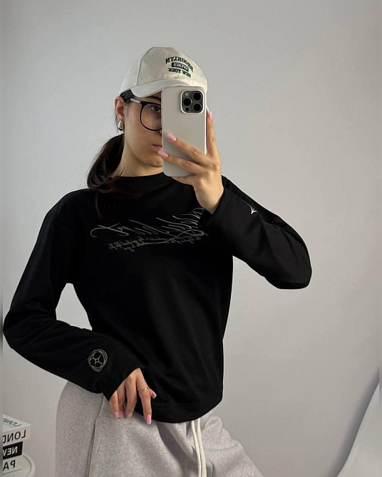 Стильний жіночий лонгслів із якісним накатом двонитка. Чорний Одеса - фото 5