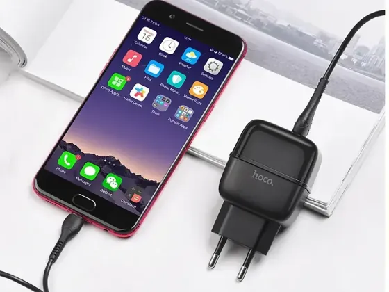 Мережевий зарядний пристрій Hoco C77A Highway 220V (10.5W, 5V/2.4A) на 2 USB-порти з кабелем USB - Lightning для iPhone / iPad Одеса