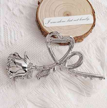 Заколка-краб для волосся металева Троянда з серцем срібляста 11 см Київ