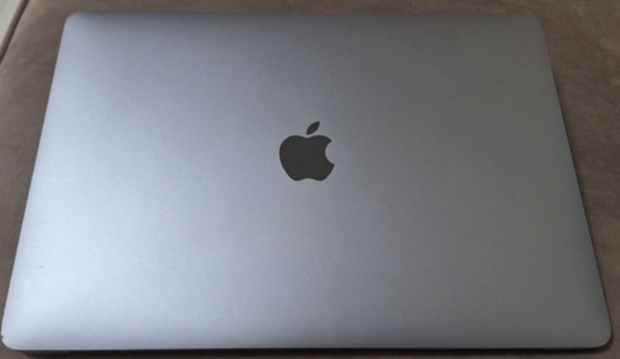 Ноутбук: MacBook Pro 13
