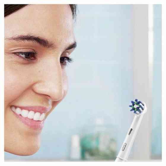 Зубна електрощітка Braun Oral-B Pro1 D305.513.3 CrossAction Caribbean Blue ( 28566 ) Харків