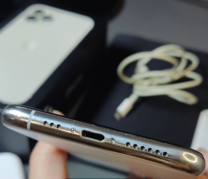 Айфон iPhone 11 Pro 256Gb. Silver Neverlock Харків - фото 3
