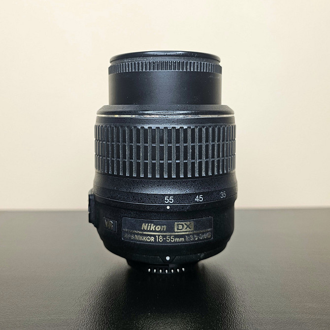 Об'єктив Nikon AF-S DX NIKKOR 18-55 мм Клевань - изображение 1
