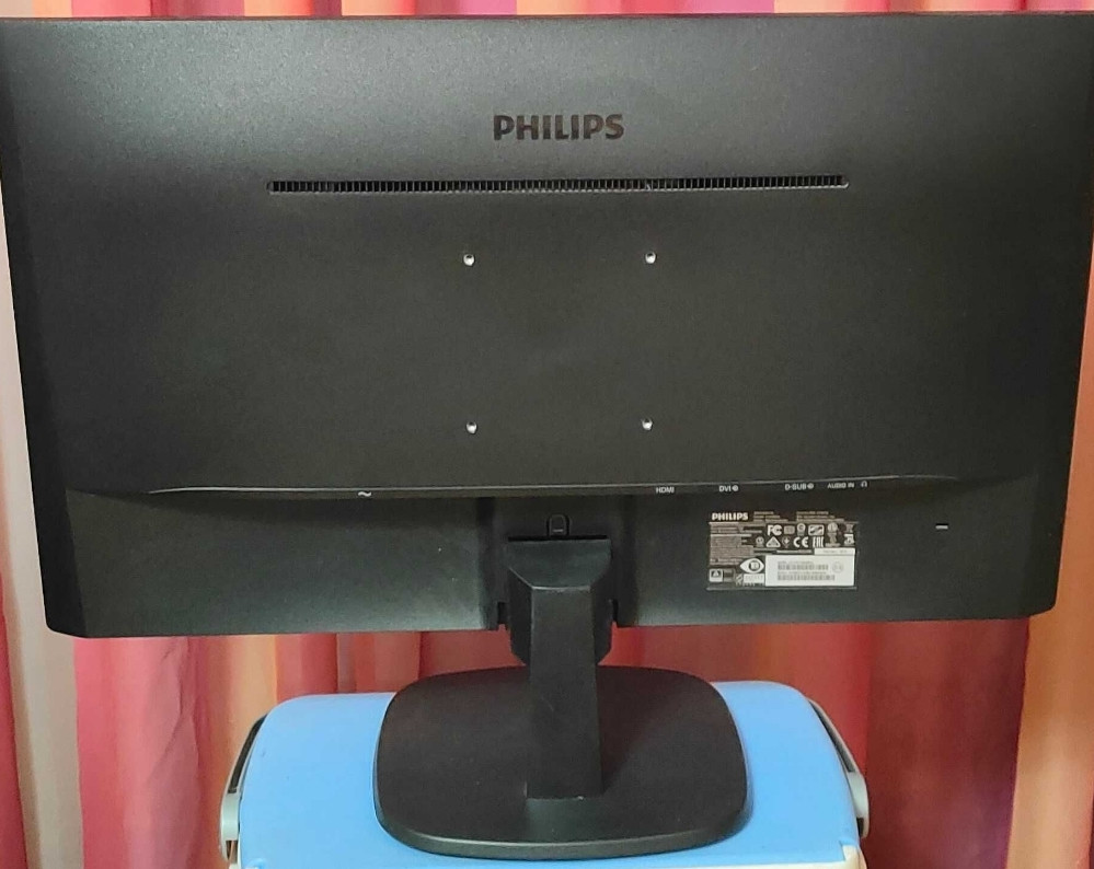 Монитор Philips 273V 27