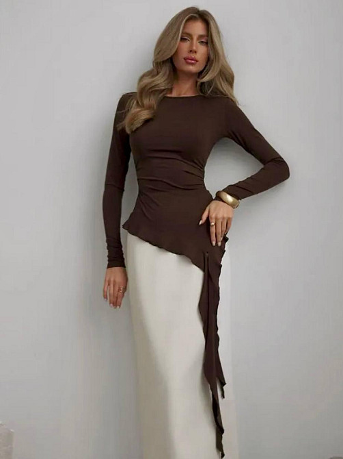 Женский стильный асимметричный лонгслив со шлейфом микродайвинг Шоколад Одесса - изображение 1