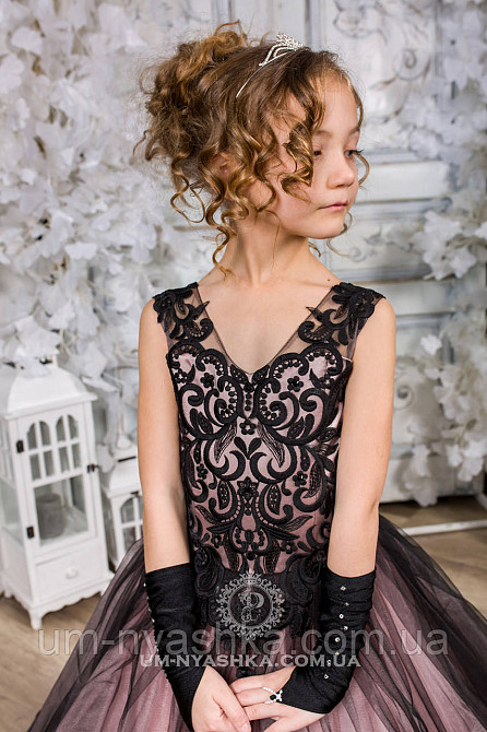 Пышное нарядное платье Камелия на 4-6 лет Кривой Рог - изображение 8