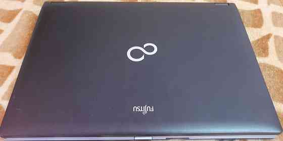 Ноутбук: Fujitsu Lifebook AH512/ Core i3 , 2330M/ 4Gb / 320Gb. Intel HD3000 , 2Gb. Киев