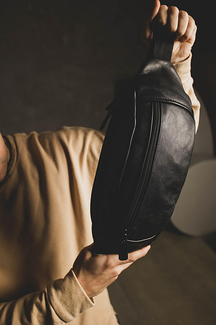 Кожаная мужская бананка, поясная сумка SL003 (Черная) Сумы - изображение 11