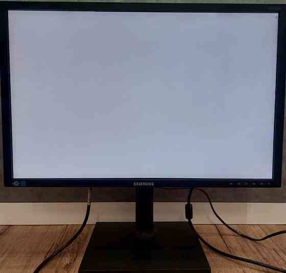 Монитор Samsung S24C450BW. 1920x1200 WUXGA LED. Киев