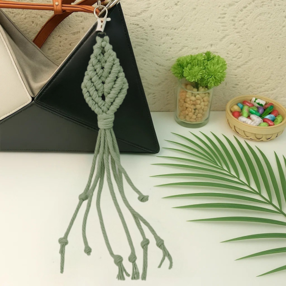 Набор макраме ручного вязания и для рукоделия брелока 