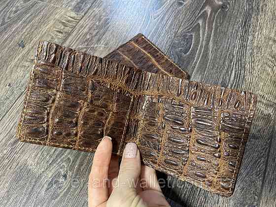 Тонкий компактный мужской кошелек из фактурной кожи под крокодила Old Traditions Киев