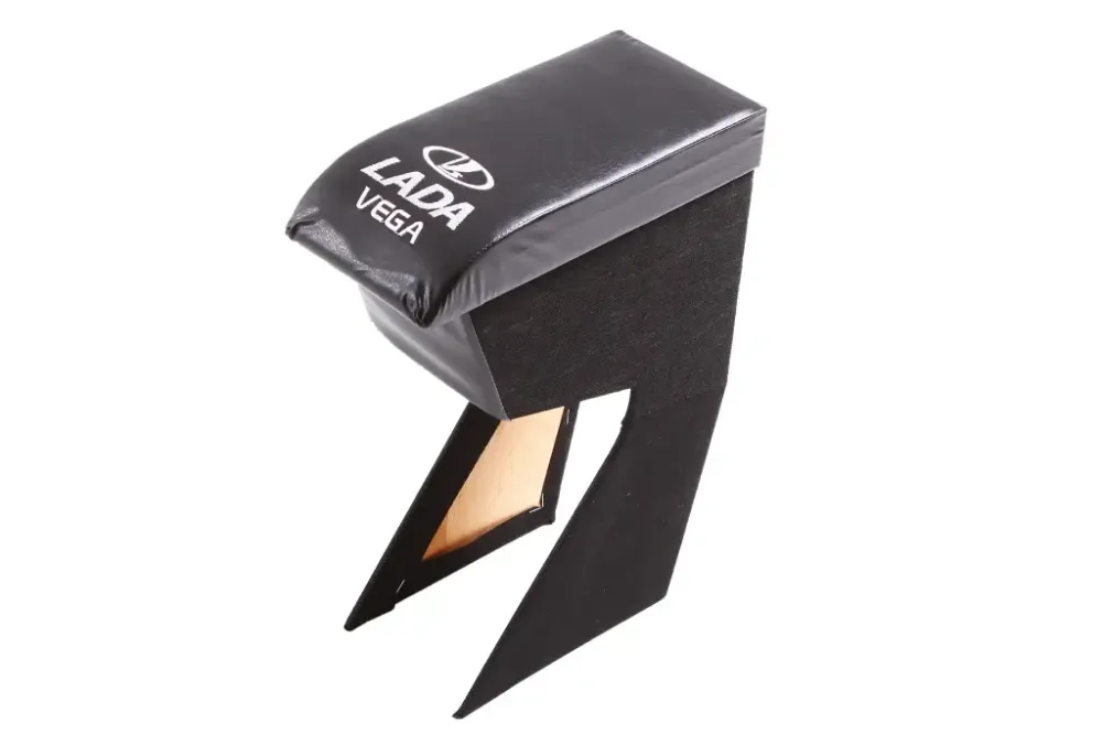 Подлокотник универс. (бар) 2110 с вышивкой Lada Vega черный Винница - изображение 1