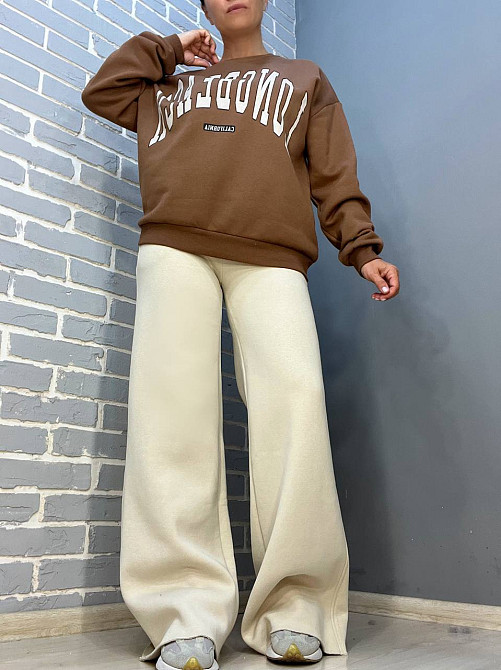 Костюм жіночий Quzen 388-488 подовжений світшот напис брюки палаццо широкі утеплений на флісі коричневий, коричневий, S Київ - фото 6