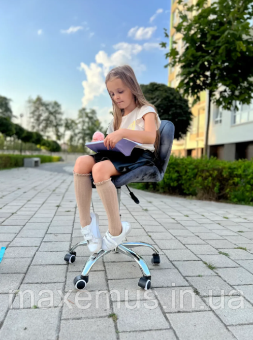 Офисное кресло операторское для персонала Bonro B 5 3 1 кресло на колесах для офиса компьютерное велюр серый Мостиска - изображение 16