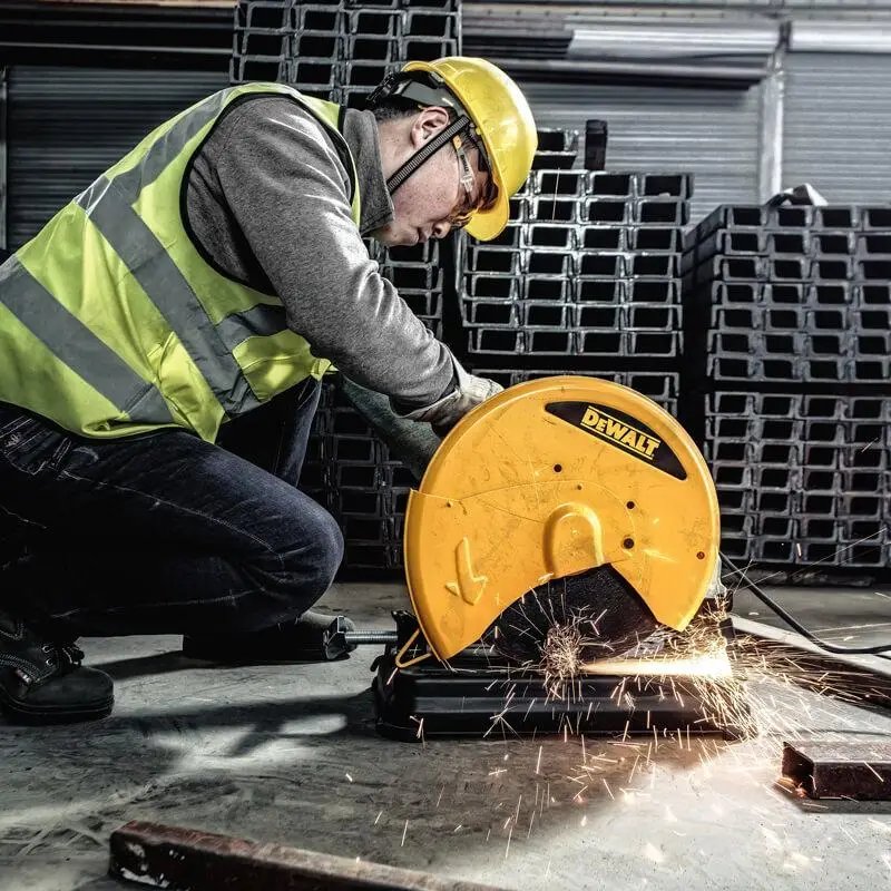 Пила монтажна мережева DeWALT D28730:2300 Вт, диск 355 мм, глибина різання 125 мм, 15,5 кг Київ - фото 5