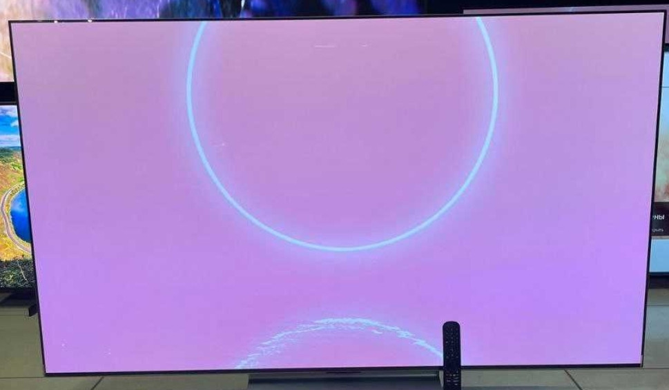 Телевизор Безрамный: 65