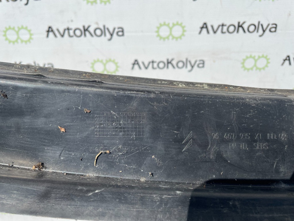 Пластик під лобове скло (жабо) Citroen C4 2004-2010 (96467935XT) Ковель - фото 2