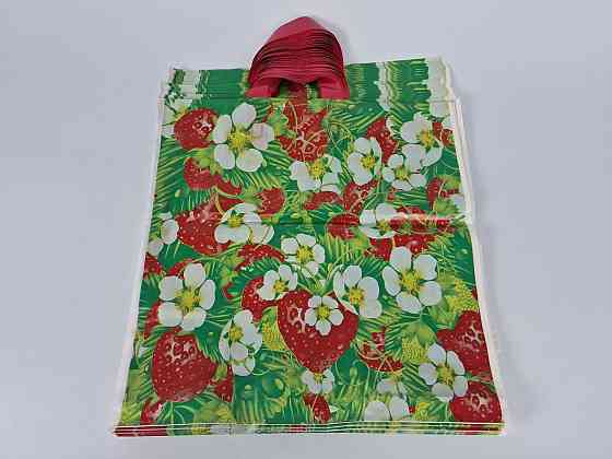 Пакет с петлевой ручкой  ср л 