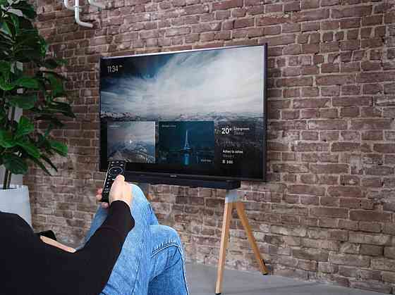 Пульт One For All URC7935 Черный стриминг-пульт для приставки TV Roku Apple TV саундбаров универсальный 3 Киев