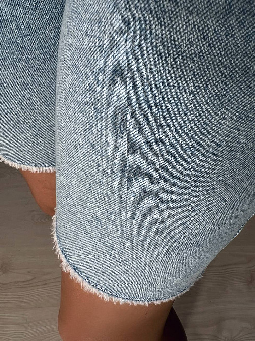 Шорты женские джинсовые It’s Basic 4015 средней длины с бахромой голубые, голубой, 40, 40, 84 см, 115 см Киев - изображение 4