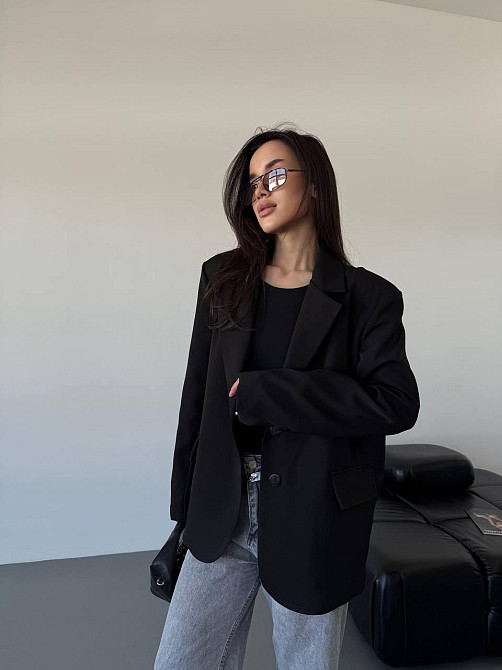 Женский классический оверсайз пиджак на подкладке костюмка Черный, 46/48 Одесса - изображение 1