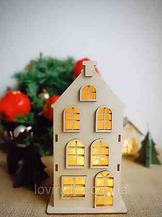 Декоративный домик подсвечник с LED 22 см С LED подсветкой Ирпень