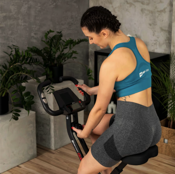 Велотренажер Hop-Sport HS-3020X Quest X-Bike чорно-червоний Киев