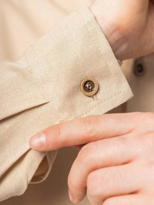 Темно-бежева лляна сорочка для чоловіків із довгим рукавом Pobedov Founder Київ - фото 2