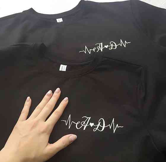 Парні футболки для хлопця та дівчини — З персональними ініціативами Чернівці