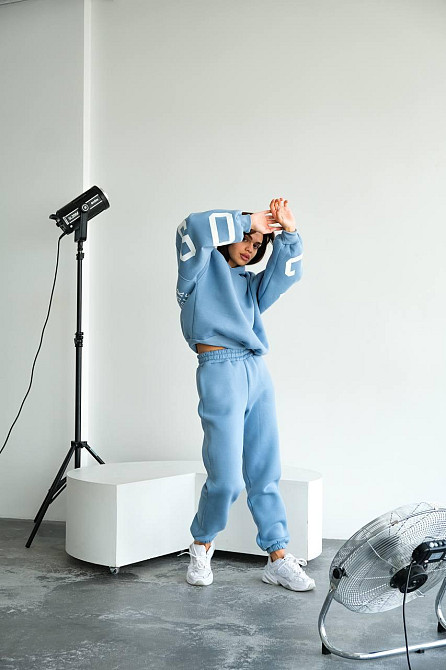 Женский стильный повседневный костюм Chicago с двойным капюшоном Голубой, 42/46 Одесса - изображение 2