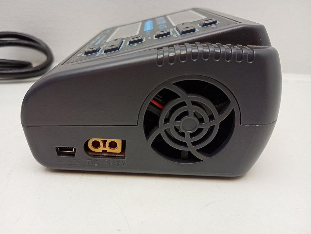 Двоканальний зарядний пристрій з балансиром HTRC C240 DUO AC 150W DC 240W 10Ax2 (товар вживаний) Луцьк - фото 3