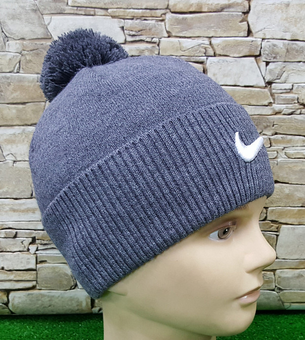 Чоловіча шапка NIKE Originals Pom Pom Fleece Київ - фото 2