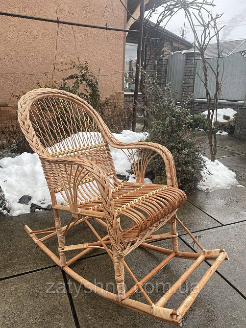 Крісло-гойдалка плетена з підставкою для ніг Київ - фото 3