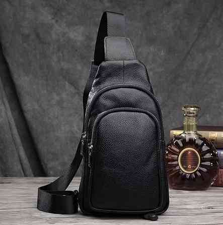 Чоловічий шкіряний слінг на плече чорний TIDING BAG Київ
