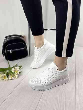 EMELI Кросівки жіночі EMELI 915/3 ST білі (весна-осінь, шкіра натуральна) (2685) лише 39р. Коломия