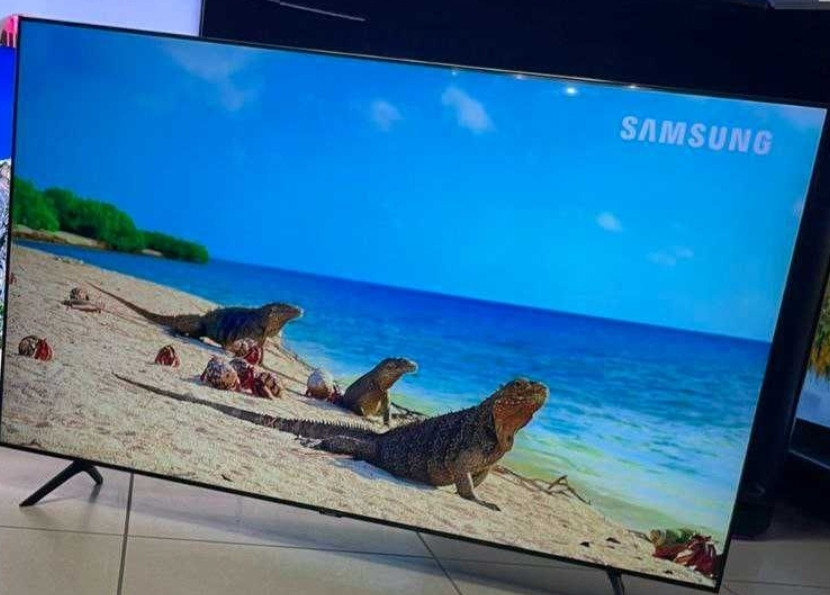 Телевизор Безрамный: 75