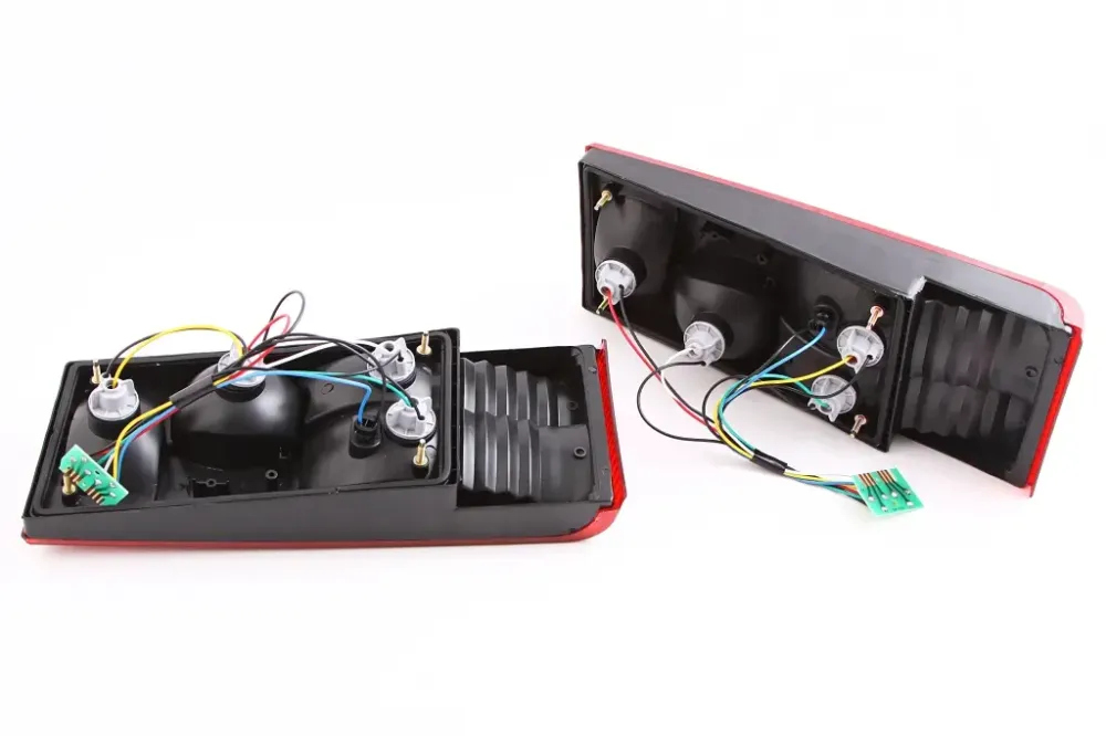 Ліхтар 2108 тюнінг червоний/білий Watt без ламп (2 шт.) Вінниця - фото 2