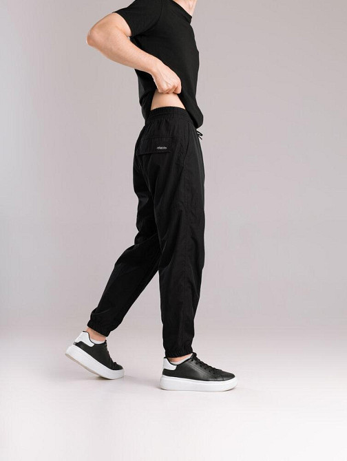 Плащевые джоггеры с карманами для мужчин. Летние черные джоггеры легкие мужские Pobedov Yoxo Киев - изображение 5