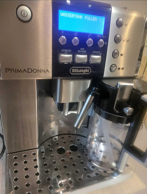Кофеварка Delonghi . Киев - изображение 8