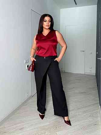 Женские прямые брюки с эффектным асимметричным запахом спереди из костюмной ткани Черный, 50/52 Одесса