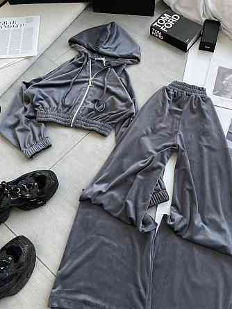 Женский прогулочный оверсайз костюм двойка: кофта и штаны турецкий велюр. Графит Одесса