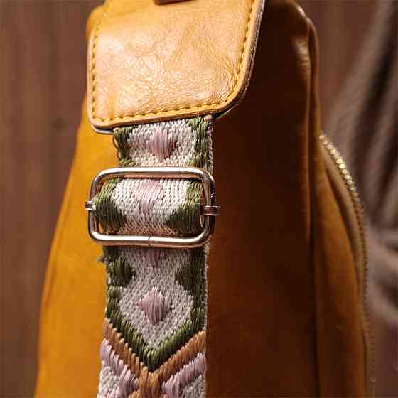 Яскрава жіноча слінг сумка через плече з екошкіри Жовтий (Vintage) Київ