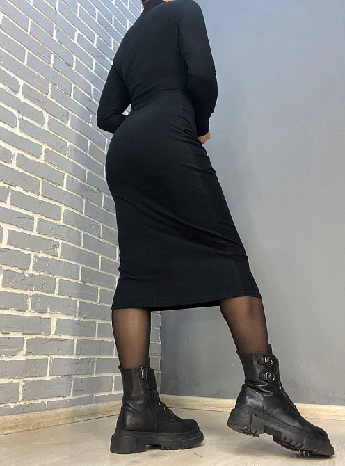 Сукня жіноча Azuri 6542 сілуетна велюр комір стійка чорне, чорний, XS Київ - фото 16