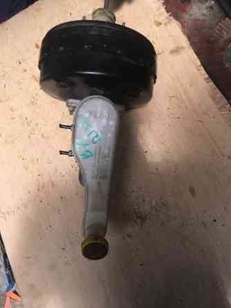 68100294AA Главный тормозной цилиндр с бачком  Journey12-. 3.6l Коломыя