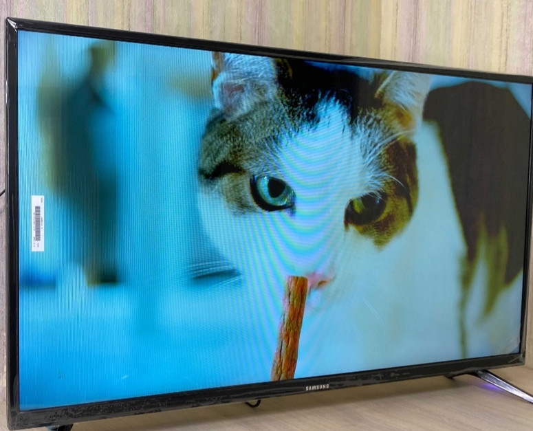 Тонкий Телевизор: Samsung 34