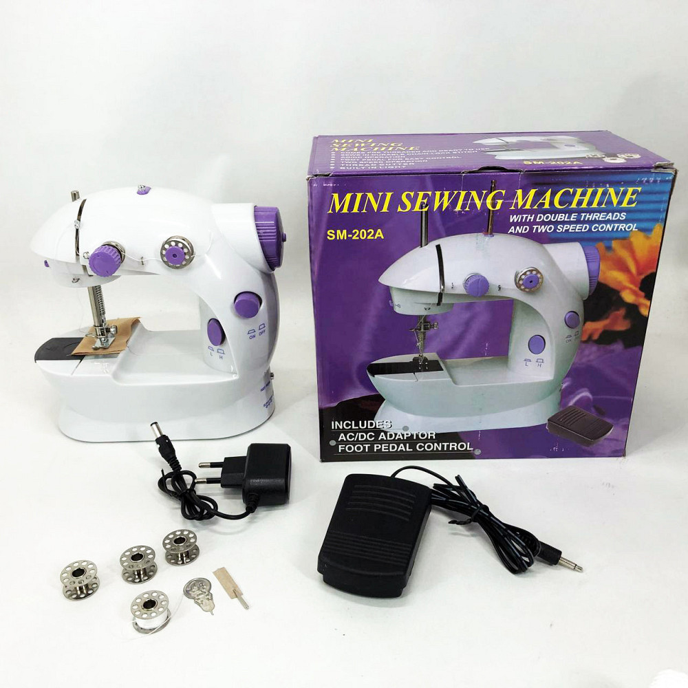 Міні-швейна машина з насадками, Багатофункціональна домашня швейна XE-362 машинка портативна Київ - фото 1
